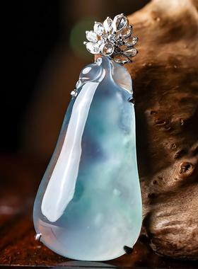 羊子珠宝 纳福 老坑高冰种飘绿18K金镶嵌饱满福瓜翡翠挂件1.18T