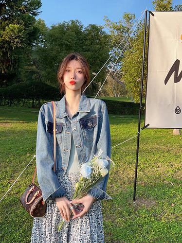 复古牛仔外套女蓝色新款高级感春秋季上衣设计感小众短款开衫