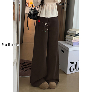 胖mm宽松显瘦阔腿裤 美拉德花朵纽扣棕色直筒牛仔裤 大码 新款 女春季