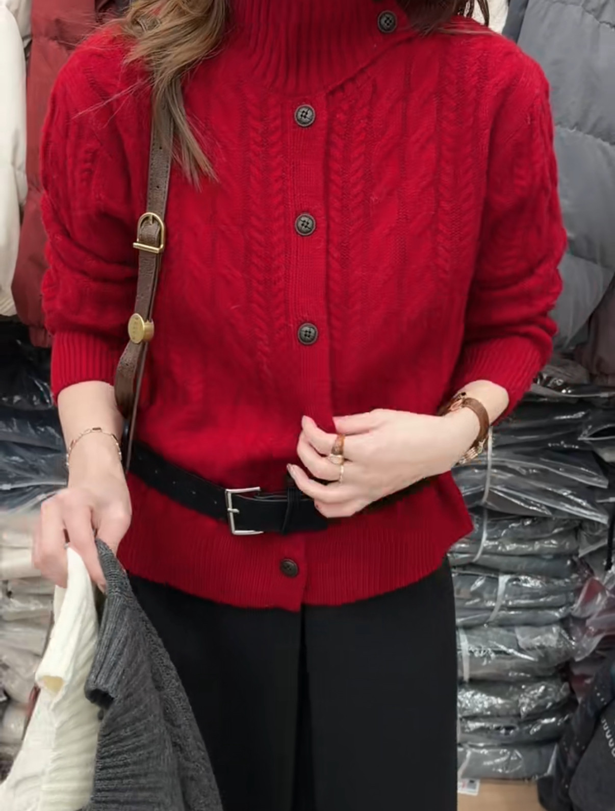 新品韩系高品质高领羊毛麻花针织开衫女领口两粒扣毛衣外套