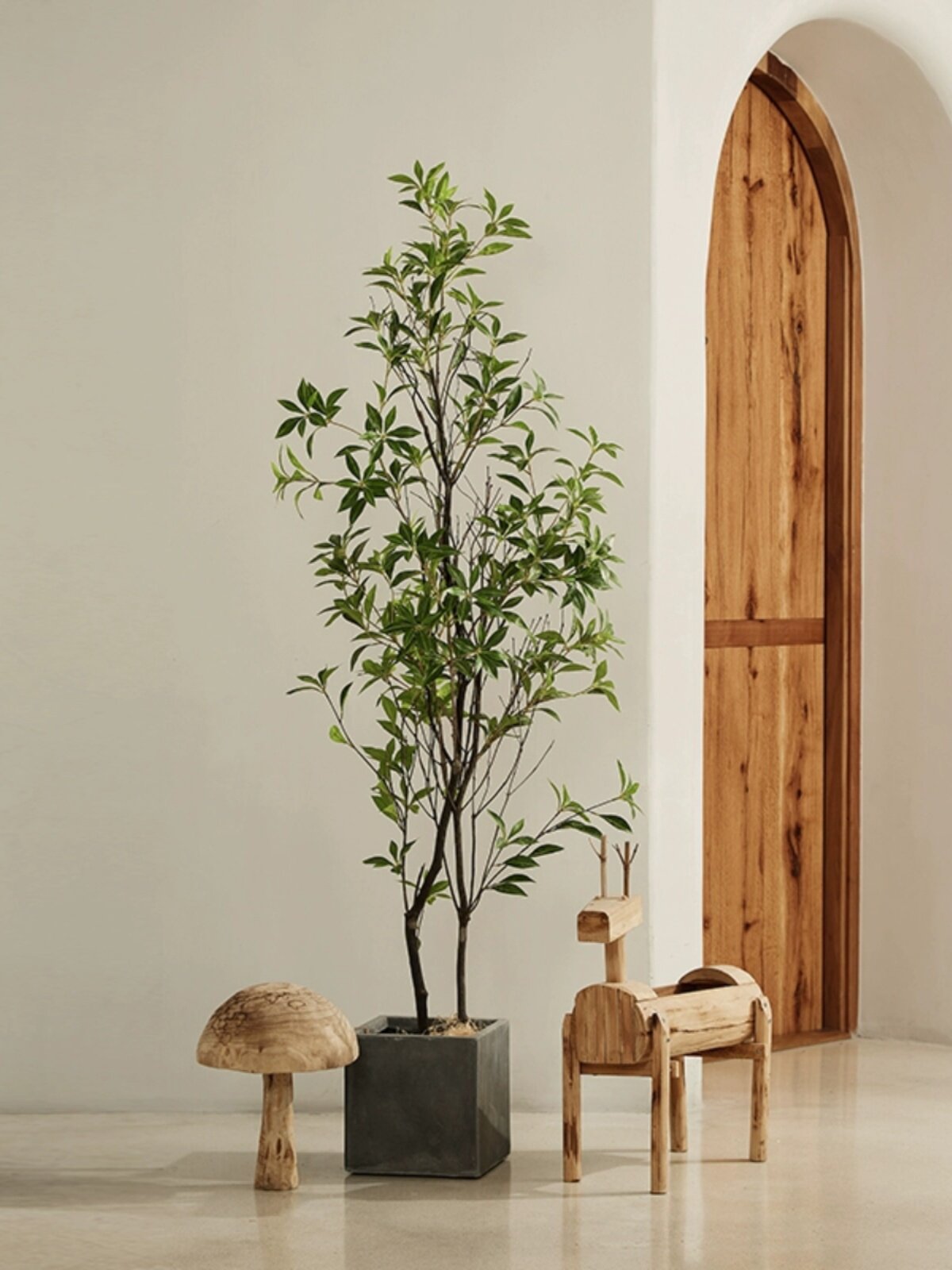 采购产品模拟绿色植物，马醉木挂钟，室内大型假树，落地式假植物