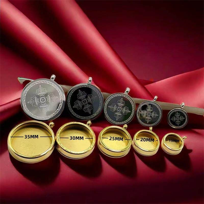 批发圆形迷你唐卡吊坠金色不掉色财神眼唐卡项链扎基拉姆大黑天