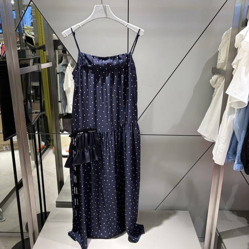 不退换COTA韩代LUCKYCHOUETTE 2026夏连衣裙 LFDA-M26545 6E13