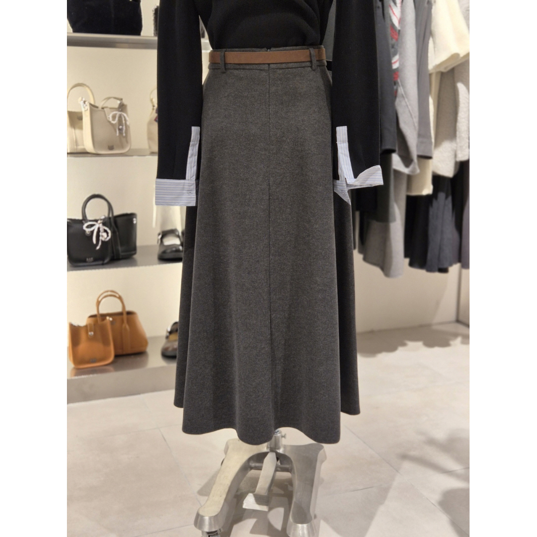 全韩百货 LAP 韩国代购 2025冬 百搭半身裙 AR4WSB43 5K24