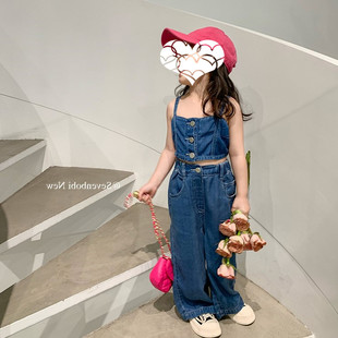 女童沙滩套装儿童三亚穿搭吊带上衣牛仔裤夏装3宝宝海边度假衣服2