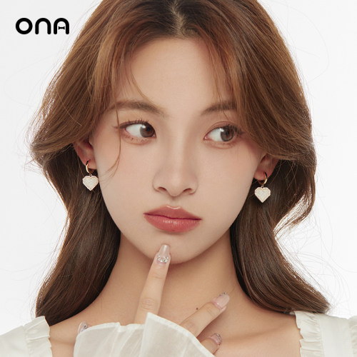 ona爱心耳扣女轻奢高级感