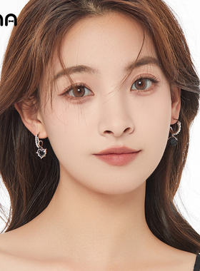 ona黑色玫瑰耳环女小众设计高级感冷淡风甜酷耳坠2025年新款耳饰