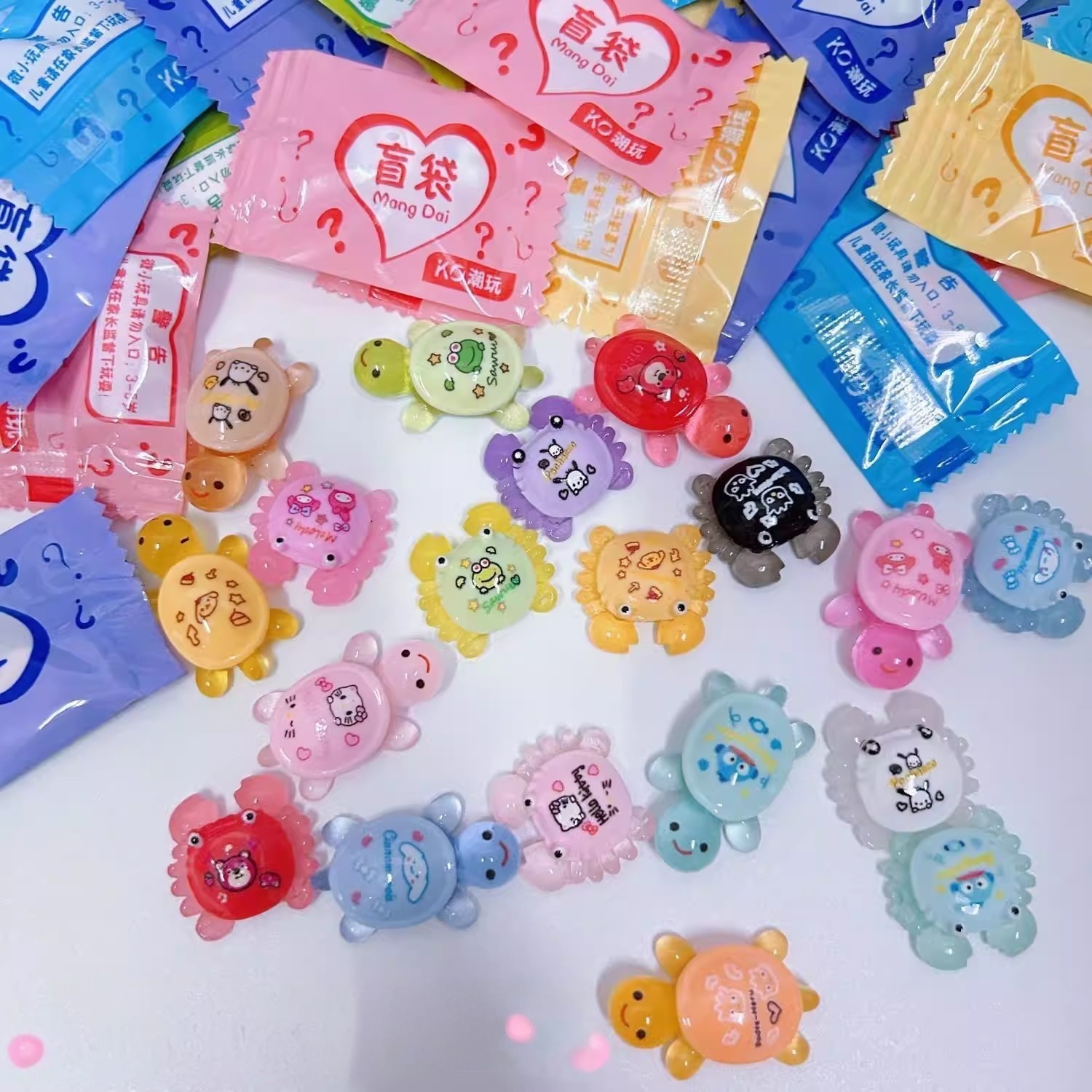 摆件动礼物螃蟹奖品新款卡通夜光小乌龟对对碰爆款玩具盲袋鱼缸,节庆用品/礼品,创意玩偶,淘宝优惠券,粉丝福利购,淘宝优惠卷