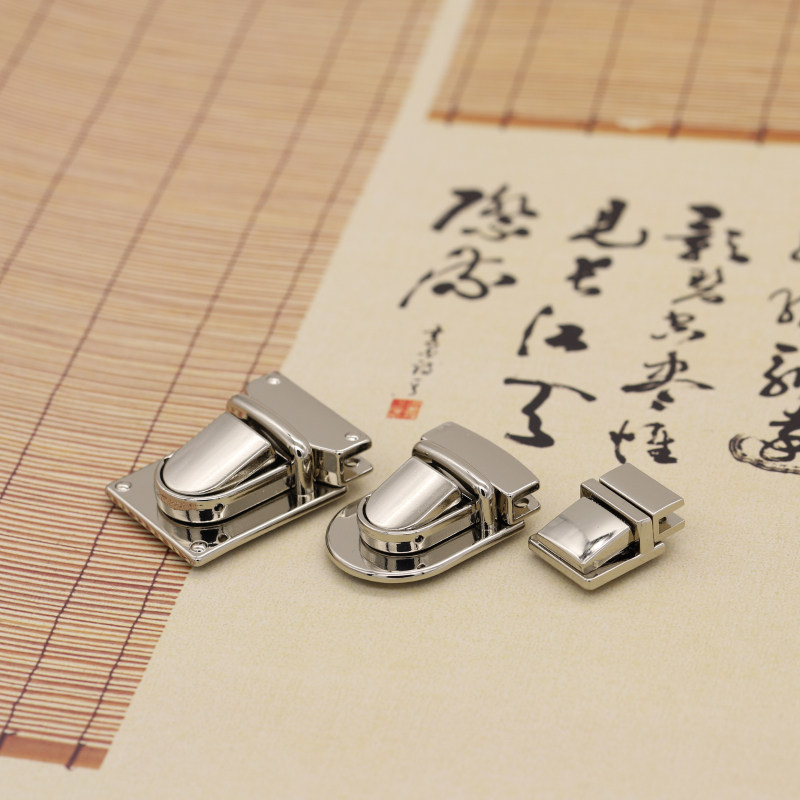 宏诚辅料金属鸭舌锁扣对扣男女包服装辅料配件拧螺丝插扣弹簧锁,纺织面料/辅料/配套,服装纽扣,淘宝优惠券,粉丝福利购,淘宝优惠卷