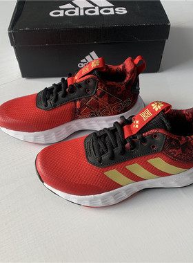 阿迪达斯男大童OWNTHEGAME CNY 2.0 K运动篮球鞋红色跑步鞋GY0813