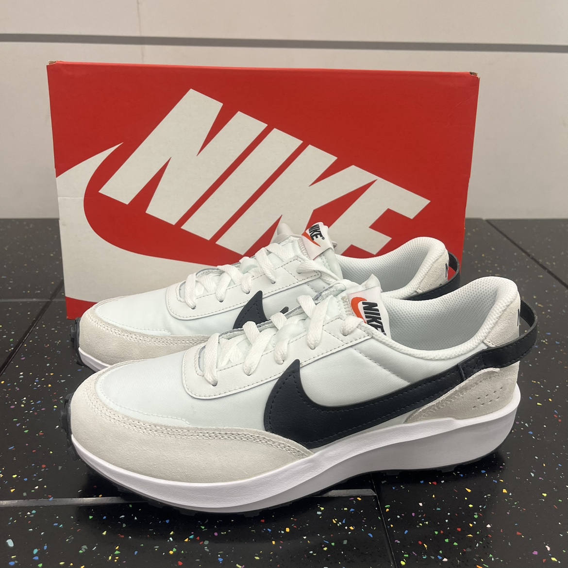 Nike耐克男鞋WAFFLE DEBUT舒适慢跑步鞋运动休闲鞋DH9522-001-003