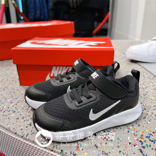 NIKE/耐克透气魔术贴休闲跑步鞋