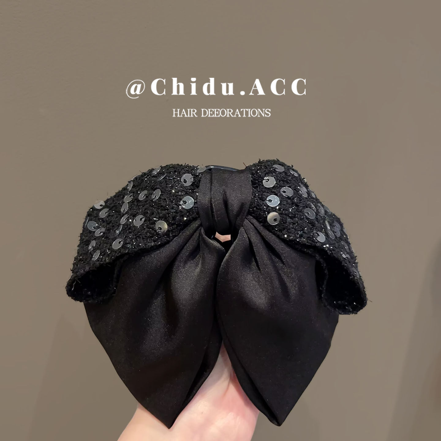 黑色亮片蝴蝶结后脑勺马尾夹韩版时尚简约百搭抓夹半扎发时尚发夹,饰品/流行首饰/时尚饰品新,发饰,淘宝优惠券,粉丝福利购,淘宝优惠卷