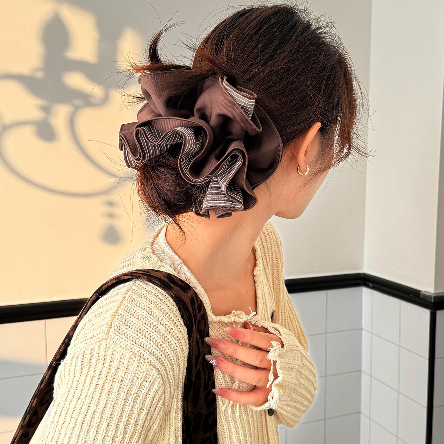 韩系条纹四层大肠发圈女秋冬新款咖色布艺扎头发绳气质小蛮腰头绳,饰品/流行首饰/时尚饰品新,发饰,淘宝优惠券,粉丝福利购,淘宝优惠卷