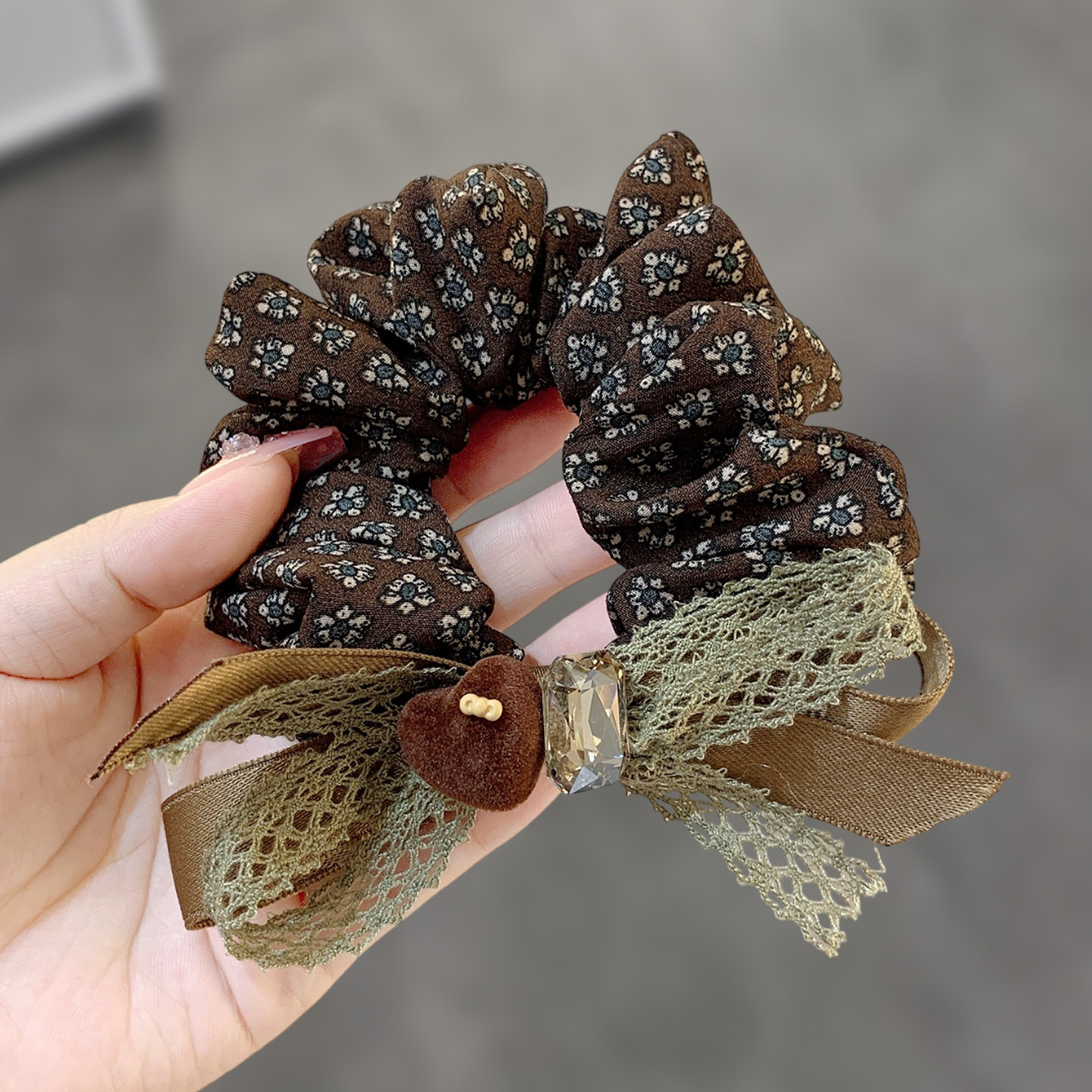 森系复古棕色碎花发圈缎带蕾丝拼接蝴蝶结植绒爱心闪钻扎发头绳女