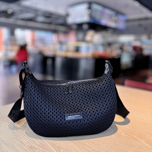 洞洞布女包2026新款超轻便网布单肩腋下包时尚大容量多隔层斜挎包