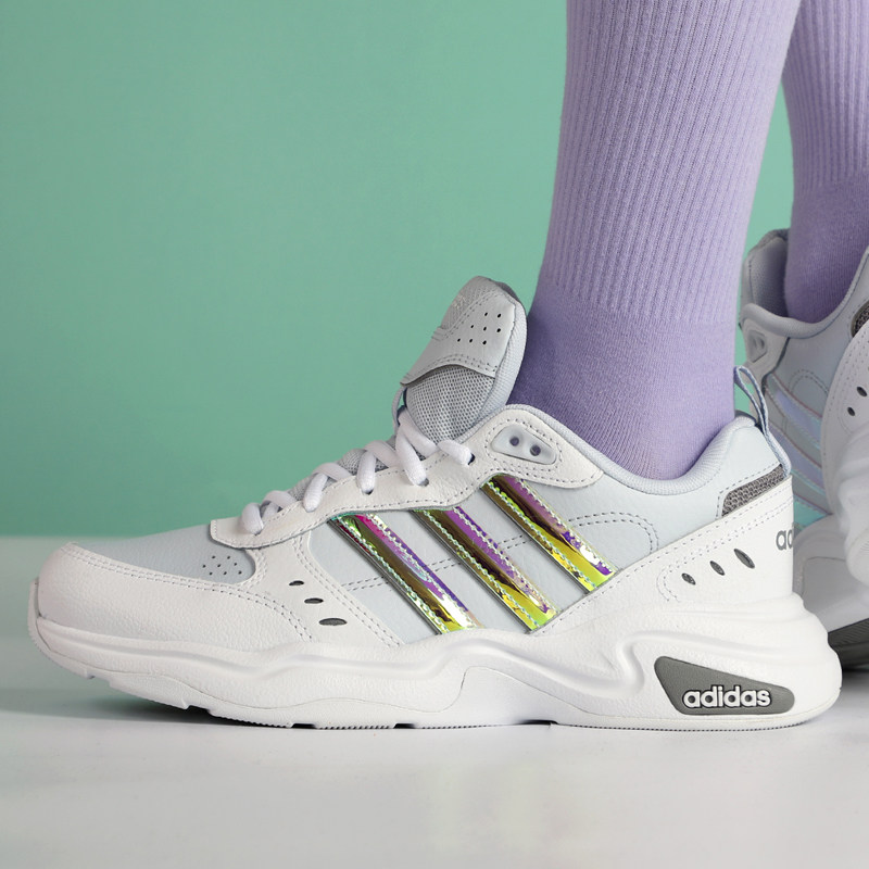 adidas阿迪达斯鞋子女鞋2021新款舒适跑步运动鞋耐磨休闲鞋fy8632