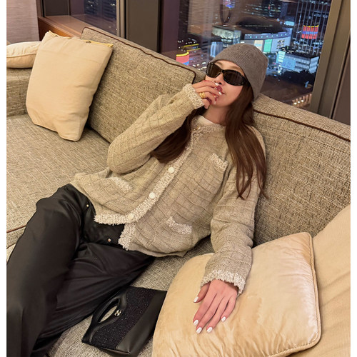 慵懒羊毛小香针织开衫外套女秋