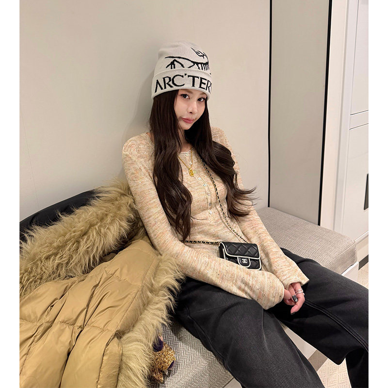 长袖针织衫女秋冬内搭打底衫上衣