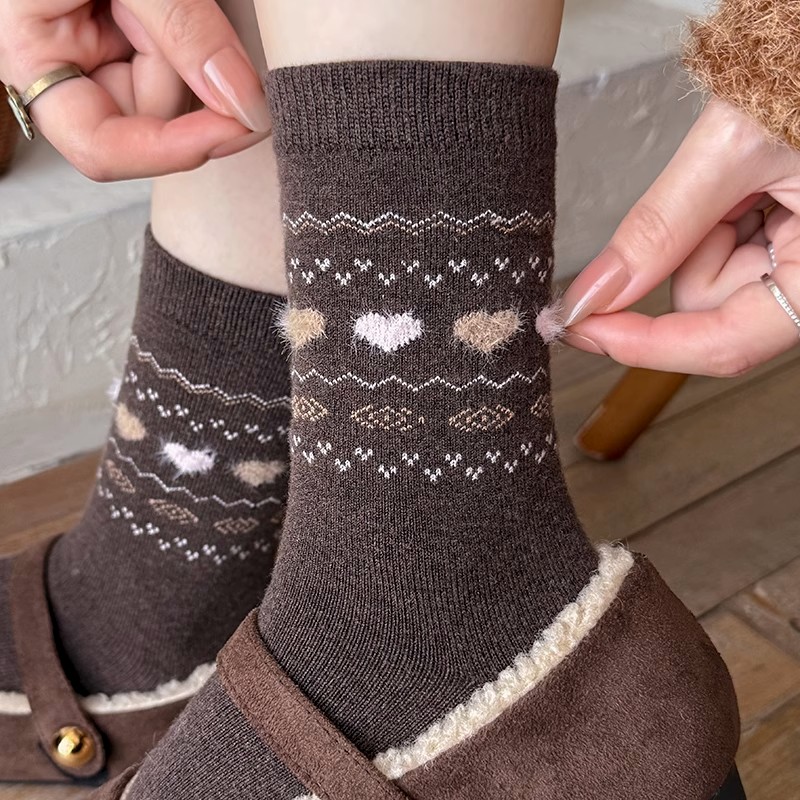 费尔岛爱心羊毛袜子女秋冬款加厚保暖韩系可爱中筒袜2025新款冬天