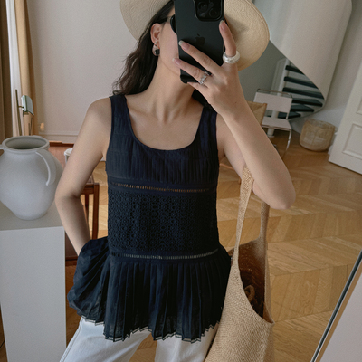 TOP家 细节控挚爱 法式复古重工层次感褶皱镂空绣花u领背心上衣