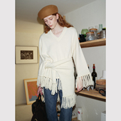 松弛自在 法式 复古优雅高级米白 TOP家 宽松v领羊毛流苏针织衫