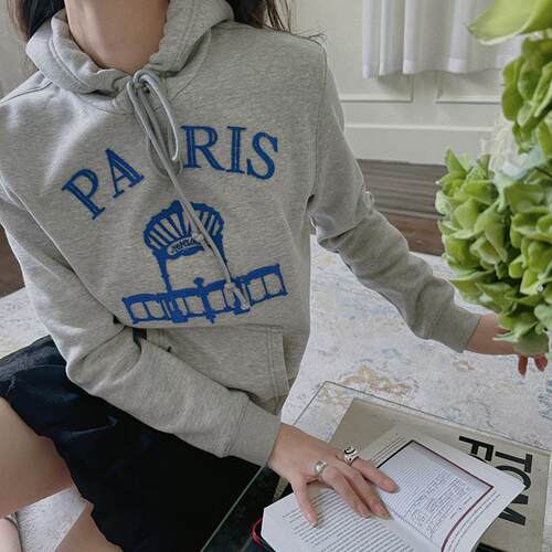 TOP家时髦小众 学院风别致领口镂空立体字母绣花抽绳连帽卫衣秋冬