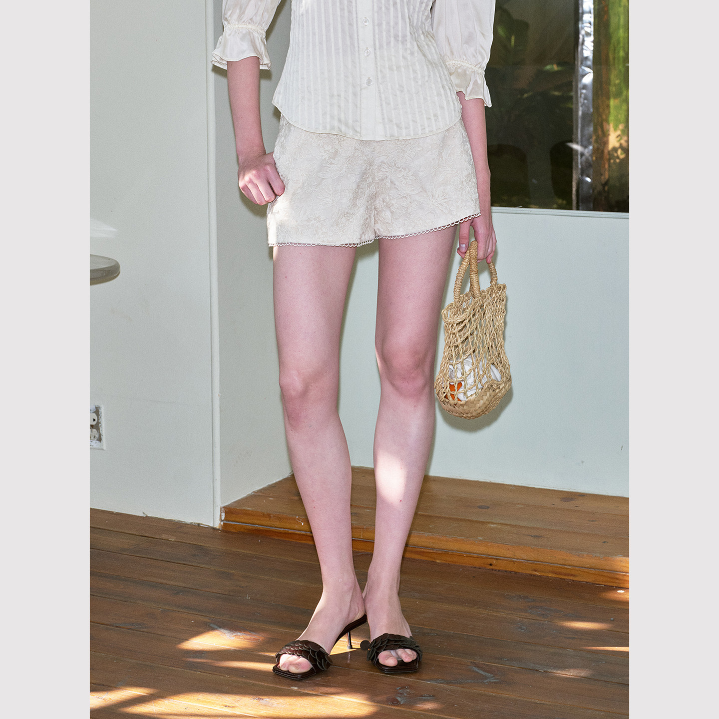 TOP家 mustbuy 法式浪漫复古绝美米色欧根纱绣花A字显瘦花边短裤,女装/女士精品,短裤,淘宝优惠券,粉丝福利购,淘宝优惠卷