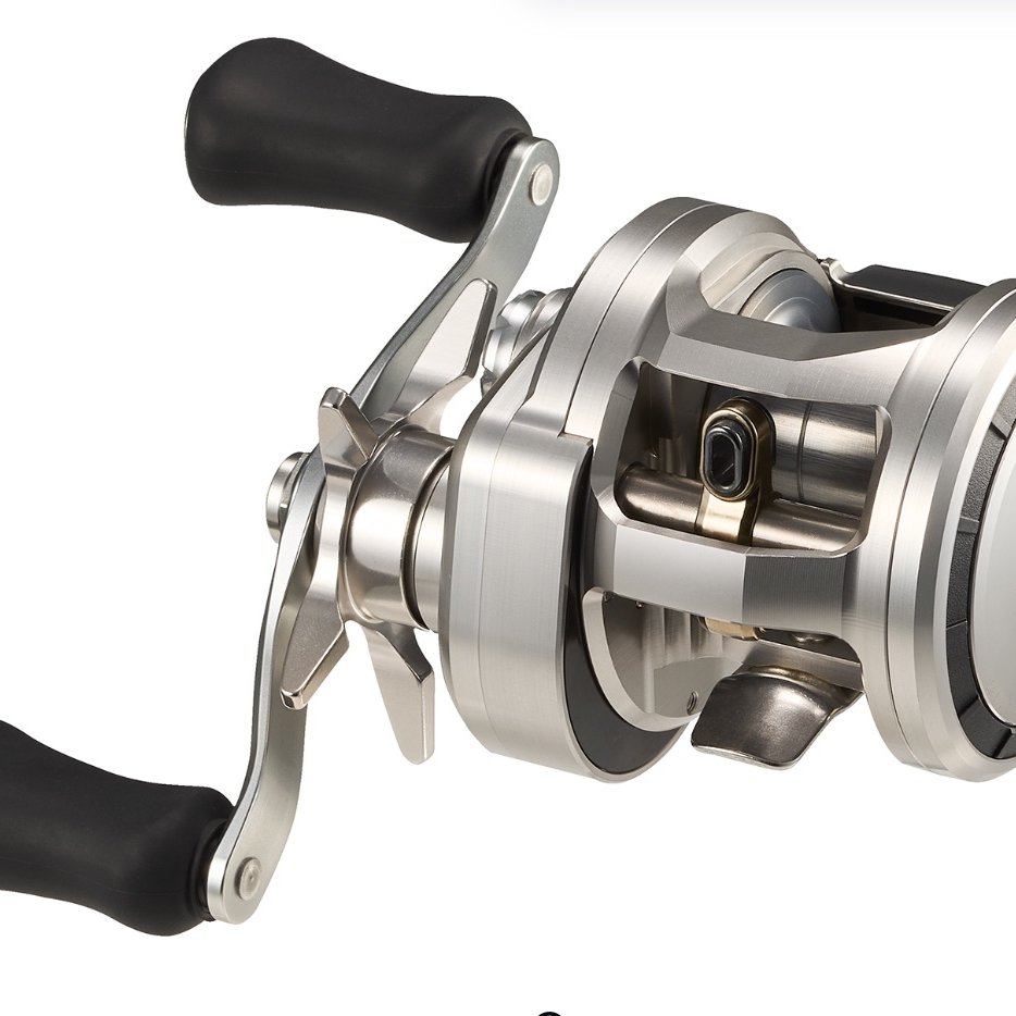 25新款 日本Daiwa 达亿瓦 RYOGA １５０ＨＬ船钓鼓轮