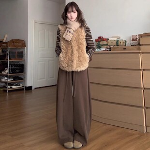 咖色弯刀灯芯绒阔腿裤 女秋冬加绒小个子宽松显瘦慵懒休闲运动卫裤