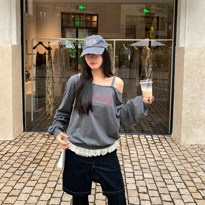 onexh2026春季新款蕾丝拼接斜领露肩宽松慵懒风长袖套头卫衣女