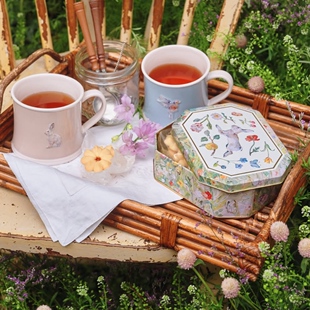 Afternoon Tea × 莊島步音日本2026兔子插画茶叶饼干糖果铁罐