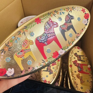 新年 传统木马「达拉纳马」设计金色椭圆形铁罐日本草莓味糖果