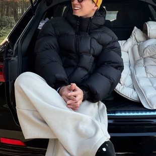 高级感方块格子羽绒服男连帽个性泡芙面包服冬季新款保暖羽绒衣男