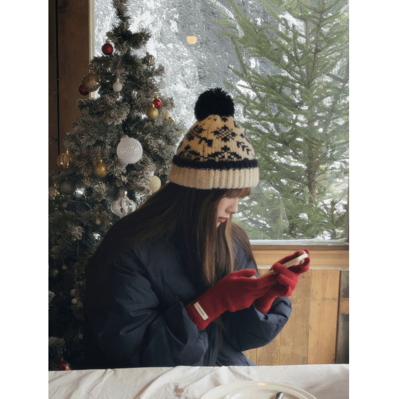 芝士商店冬日温暖提花毛球毛线帽