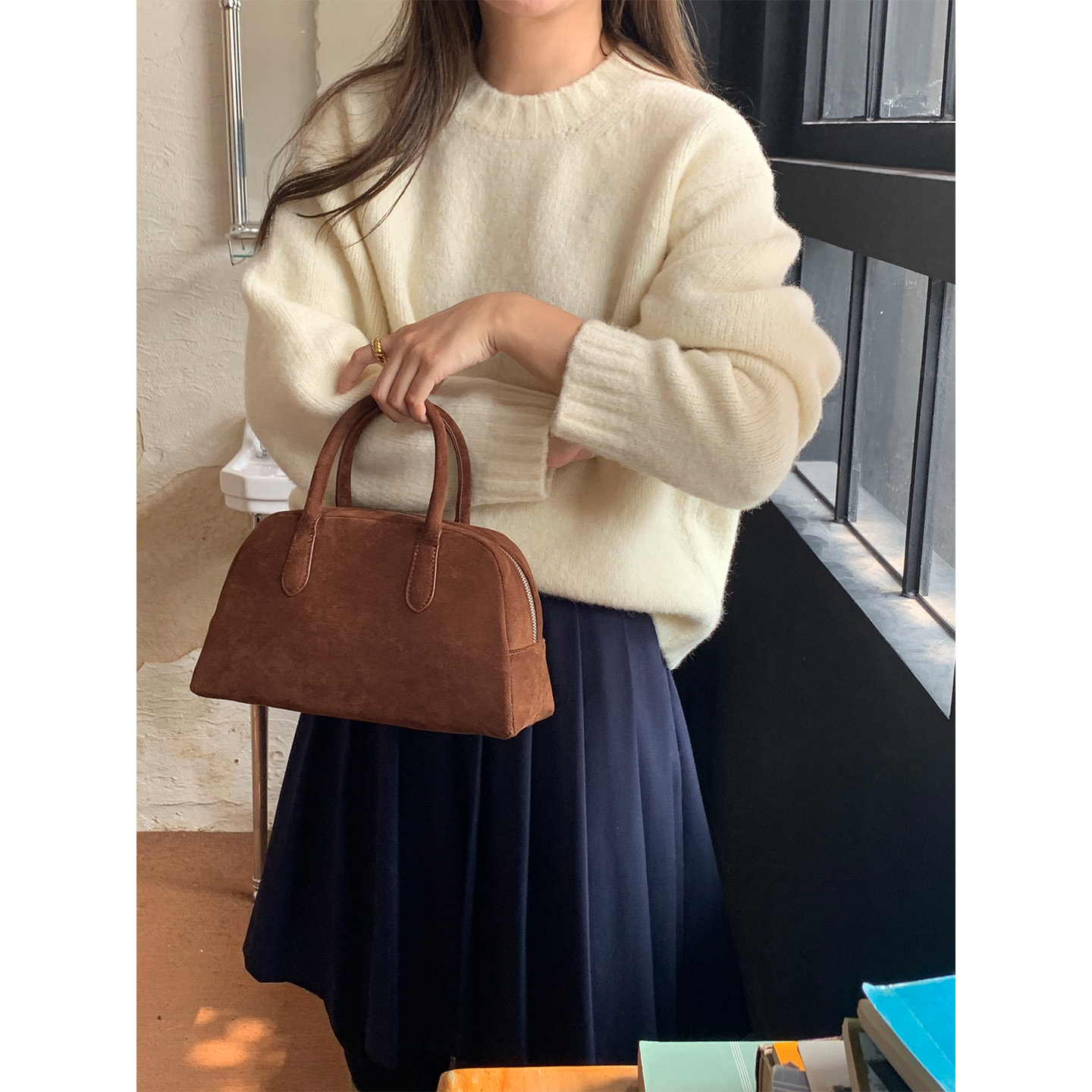 定制款韩国通勤休闲麂皮绒手提包