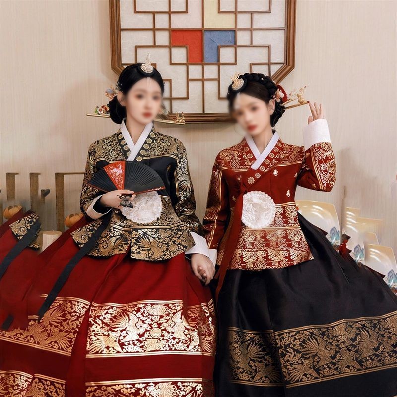 新款朝鲜族韩服礼服旅拍摄影