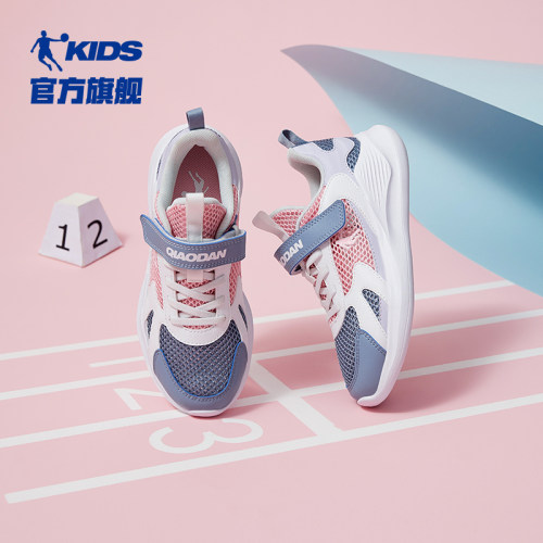 魔术贴轻便女童跑步鞋