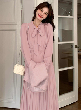 粉色马甲连衣裙两件套女2026春季新款网红漂亮独特裙子2150