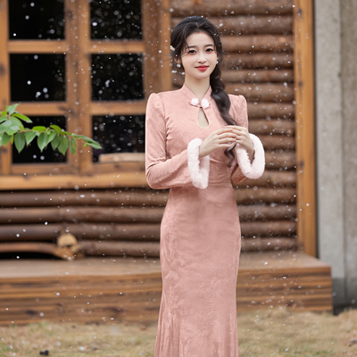 加绒加厚法式复古2026秋冬季新款气质长袖显瘦修身连衣裙D4189A