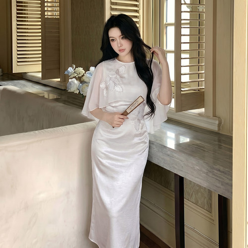 2026夏季新款改良新中式女装小众飘逸宴会设计感连衣裙女D7985