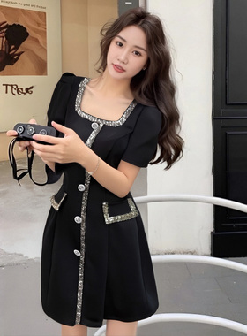 法式小香风黑色方领泡泡袖连衣裙女夏季高端轻奢洋气修身D1755C