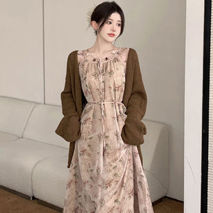 新中式国风松弛感碎花长袖连衣裙气质清冷设计感温柔风长裙6643