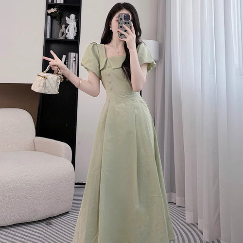 绿色连衣裙女夏2026新款收腰气质高冷御姐风超好看长裙子D1357