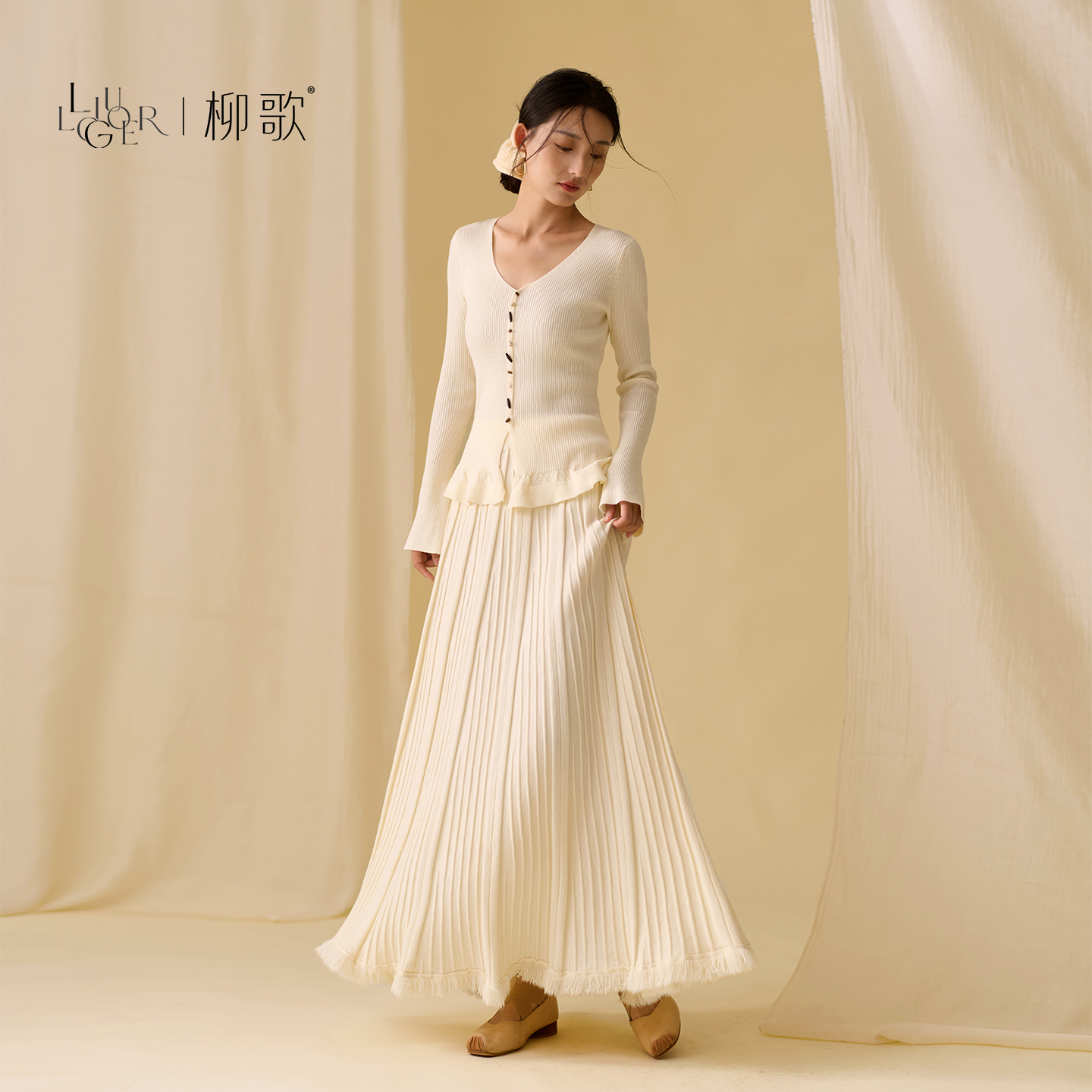 柳歌现代舞打底长袖上衣针织衫