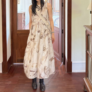 新潮潮流百搭款 精致风植物印花连衣裙日常出游简约休闲气质中长裙