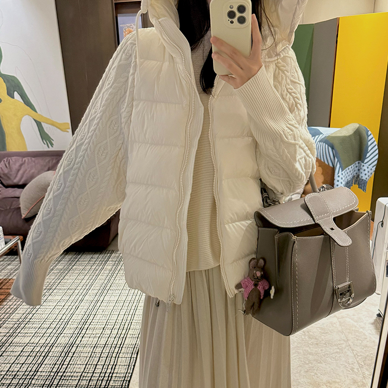 设计师原创拼毛织连帽羽绒服