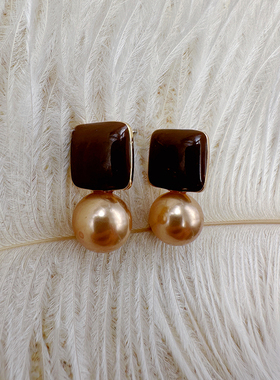 美拉德方形珠珠耳钉小众轻奢百搭耳饰方块滴油无耳洞耳夹【C381】
