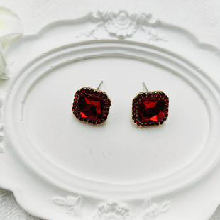中式复古红色玻璃耳饰轻奢小众高级感正方形银针耳钉耳夹【B894】