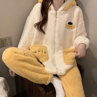 睡衣女秋冬款珊瑚绒加绒加厚连帽大码保暖冬季卡通可爱外穿家居服